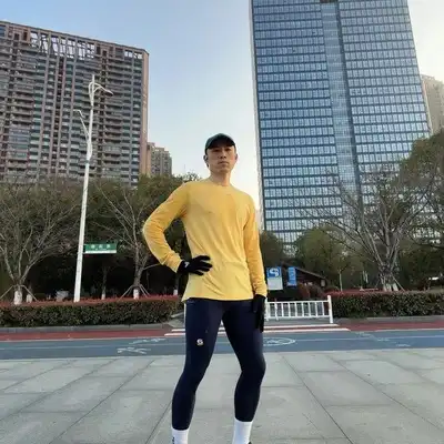 李强达